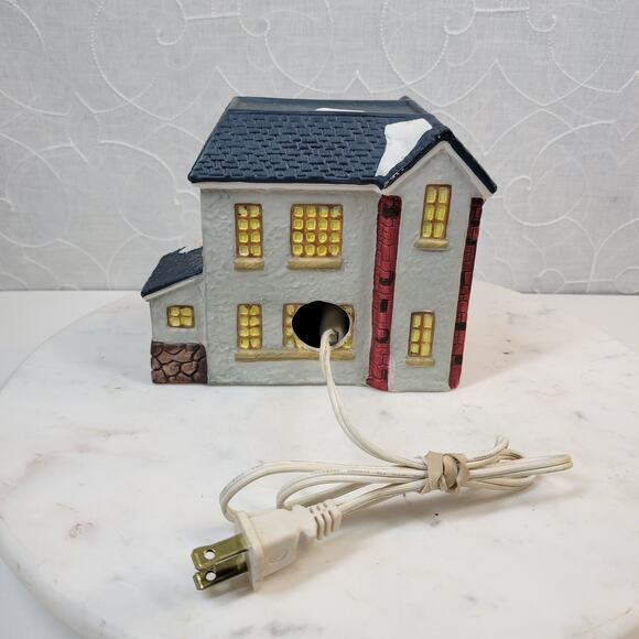 VINTAGE Winter Valley Lighted Library 6" Ceramic Christmas Holiday Decor 1994 - Picture 2 of 12